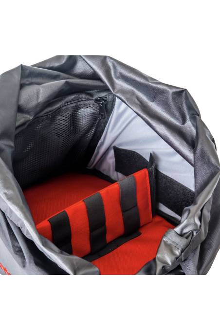 Bullfrog 8L tank bag Turkana motorcycle mesh pocket light colour inside electronics port and divider