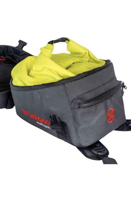 Bullfrog 8L tank bag Turkana motorcycle, outside stash pocket water resistant pocket.