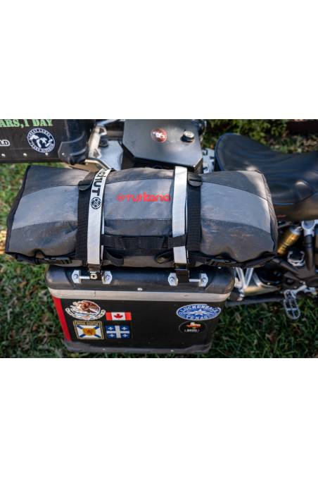TurtleTrunk™ hard motorcycle panniers bags additional quick-access gear.